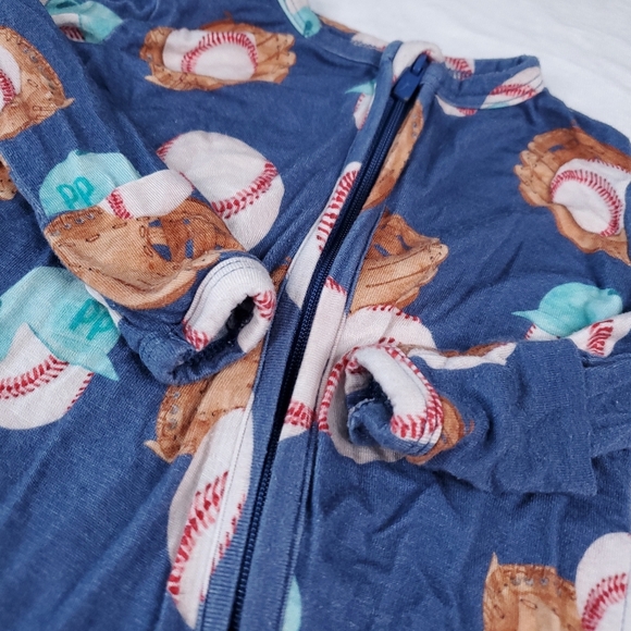 Posh Peanut Baseball Footed Sleeper Pajamas Footie Bamboo 0-3 Months - Picture 6 of 11